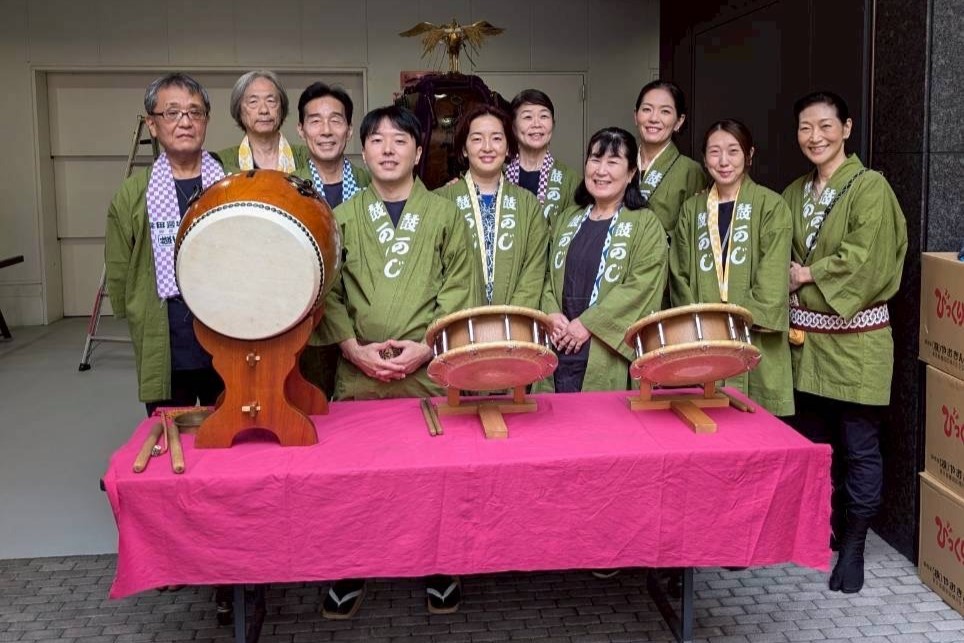お囃子演奏・体験の様子
