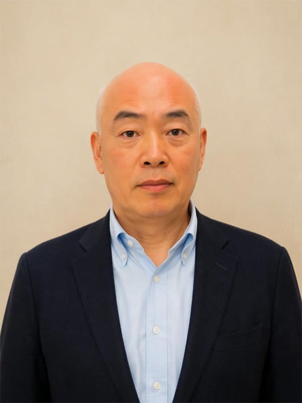 鈴木啓三 氏